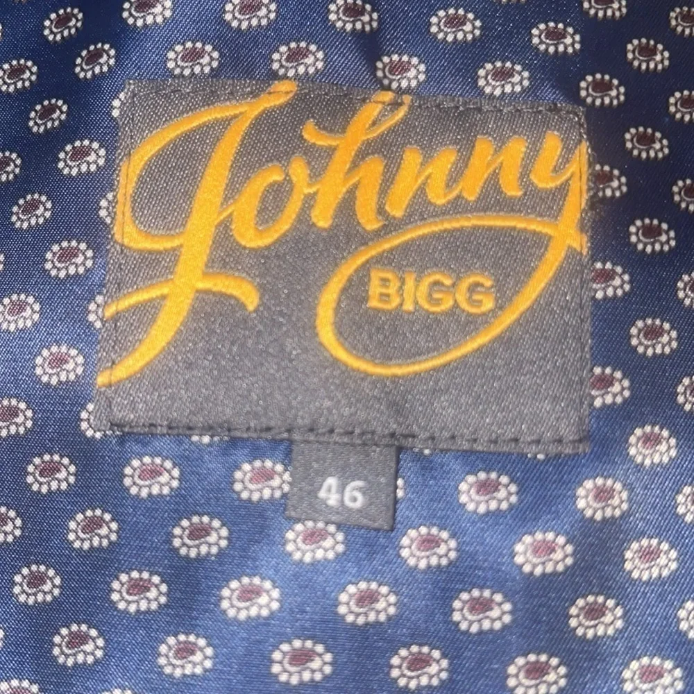 Johnny Bigg new tags